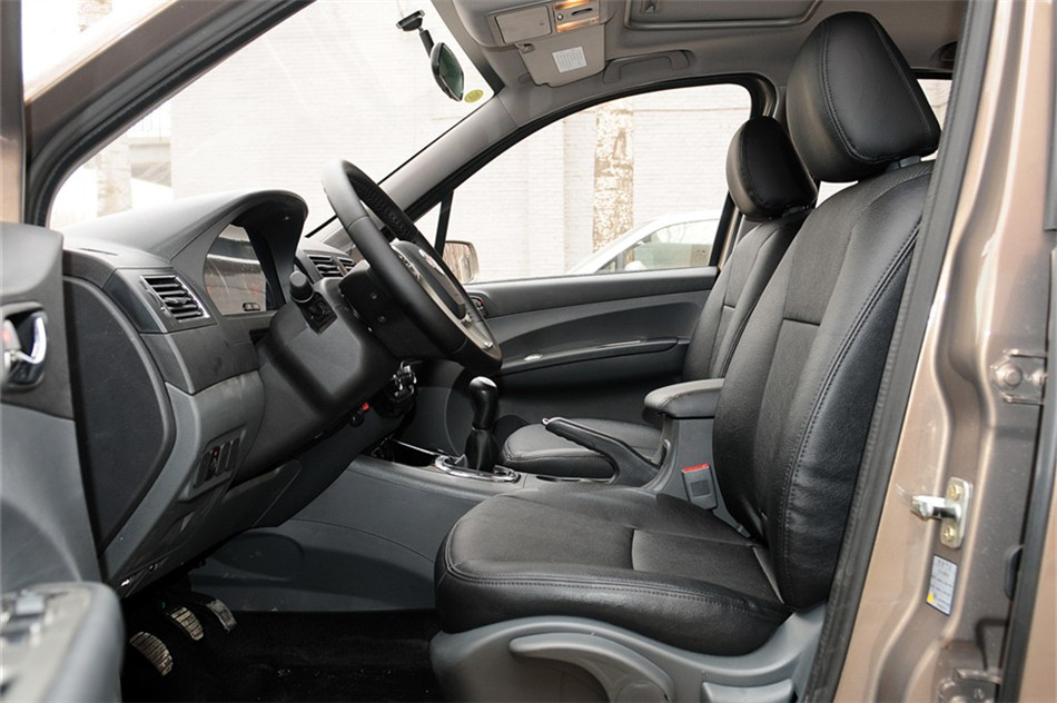 2014款 基本型 座椅空间