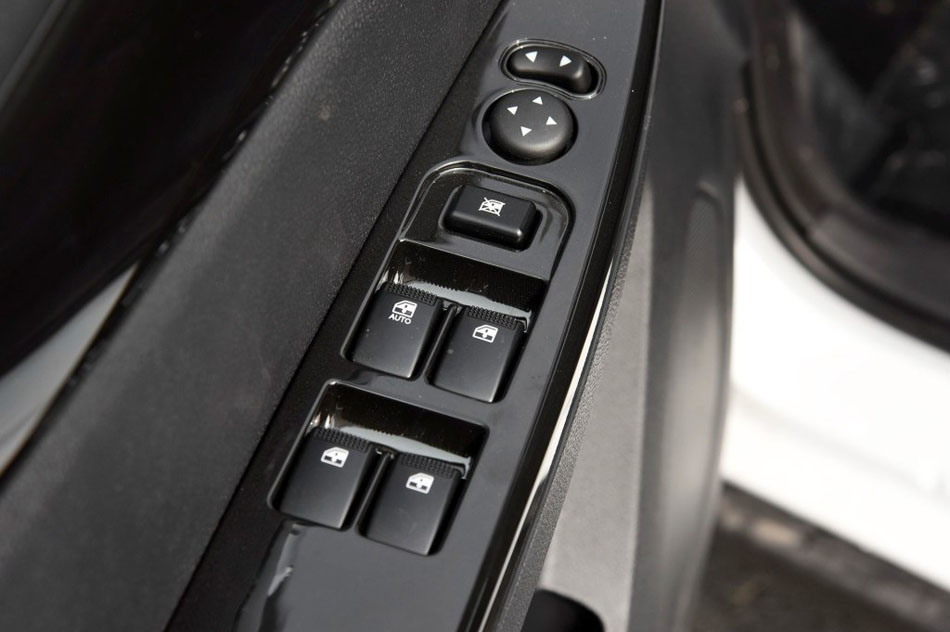 2016款 1.5L 手动豪华型 座椅空间