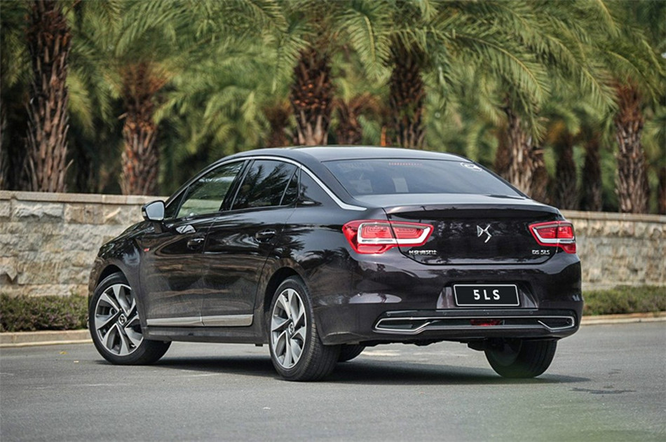 2014款 1.6T AT 豪华版THP200 外观