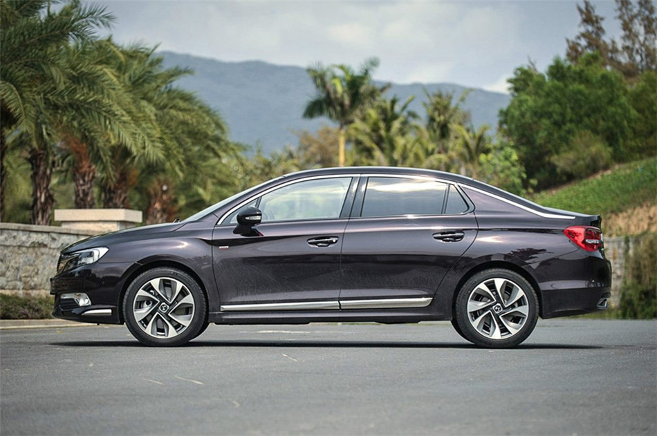 2014款 1.6T AT 豪华版THP200 外观