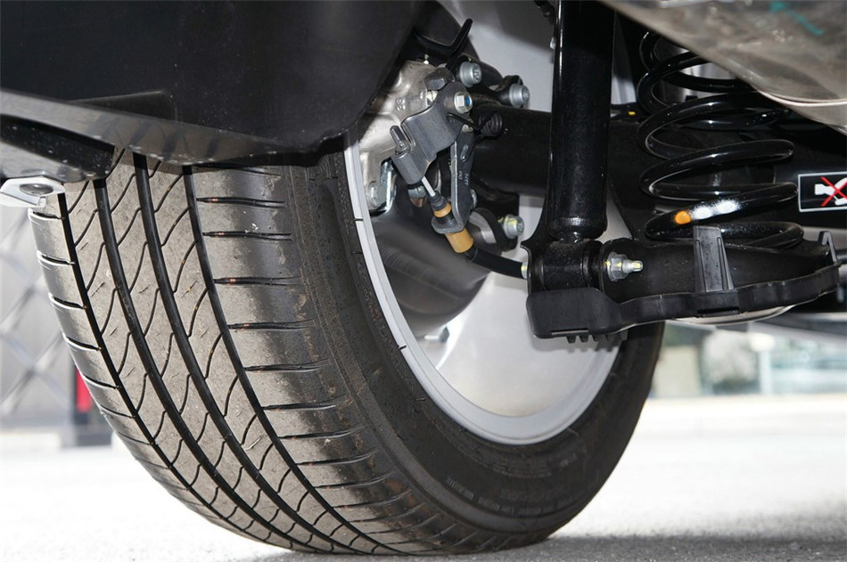 2014款 1.6T AT 豪华版THP200 其他