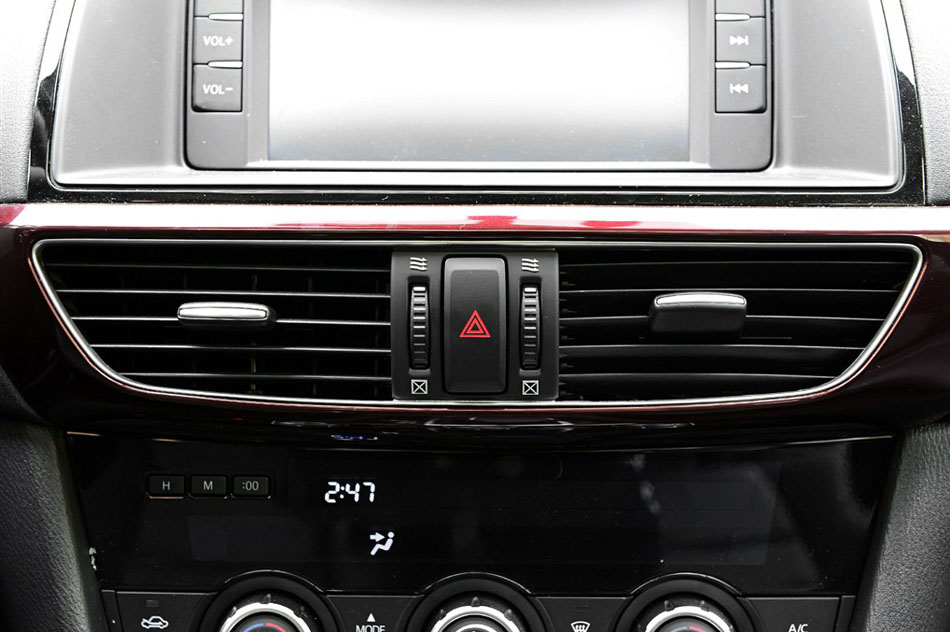 2014款 2.5L 基本型 内饰