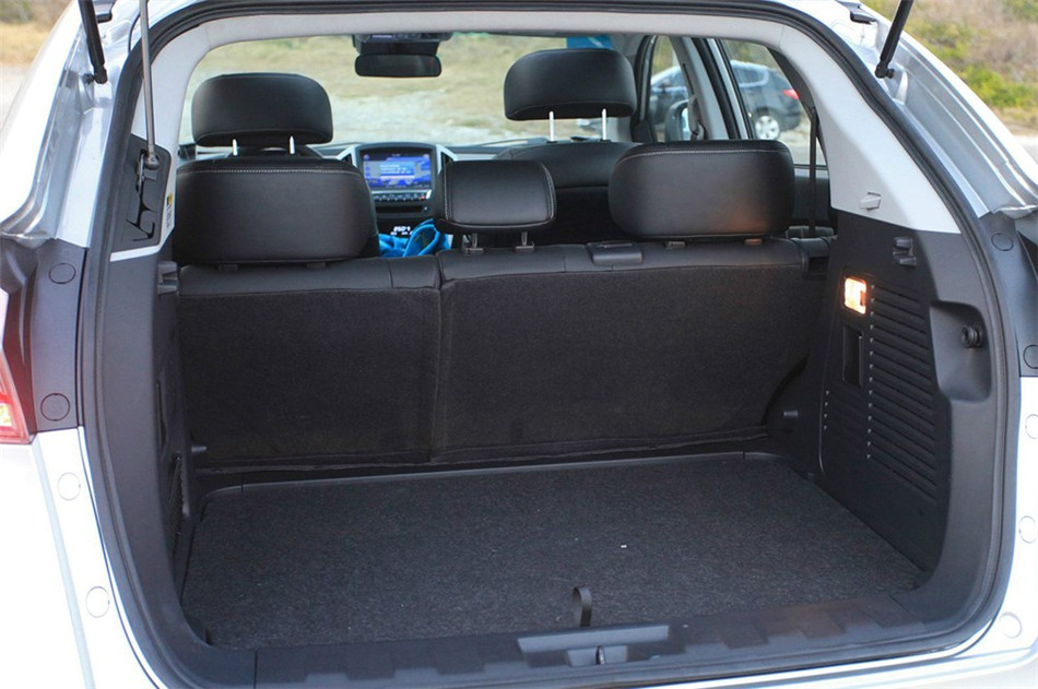 优6 SUV 2014款 座椅空间