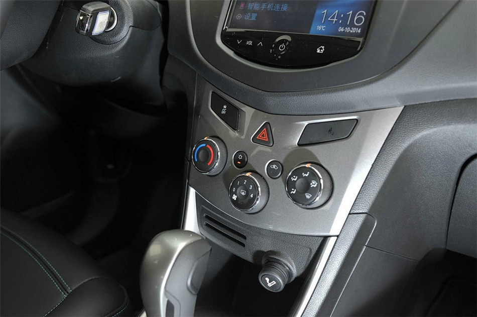 创酷 2014款 四驱 1.4T AT 旗舰型 内饰