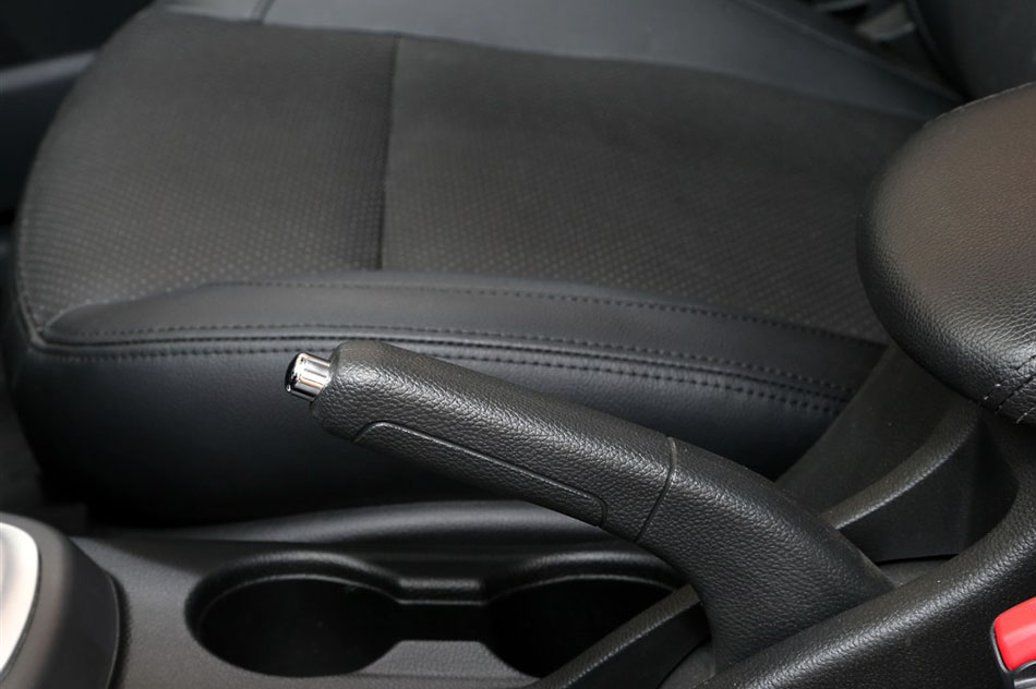 2014款 1.6L 自动高配型 内饰