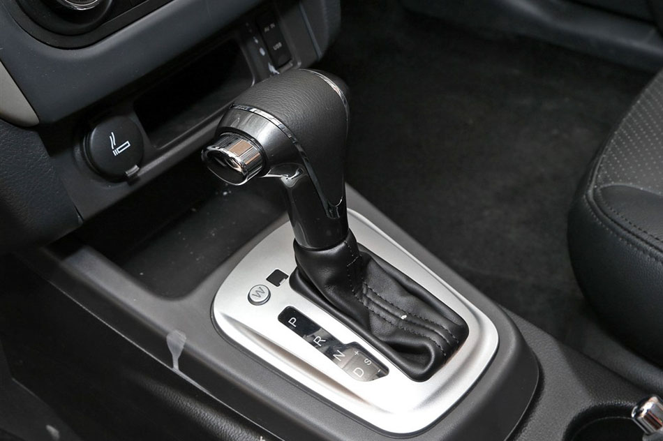 2014款 1.6L 自动高配型 内饰