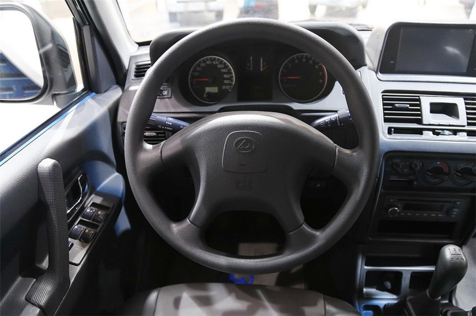 猎豹Q6 2014款 MT 四驱版 内饰