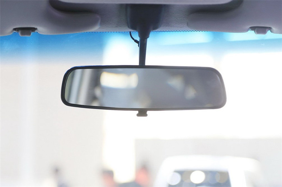 猎豹Q6 2014款 MT 四驱版 座椅空间