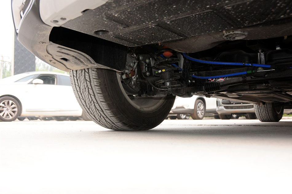 2014款 1.6T 豪华版THP200 引擎底盘