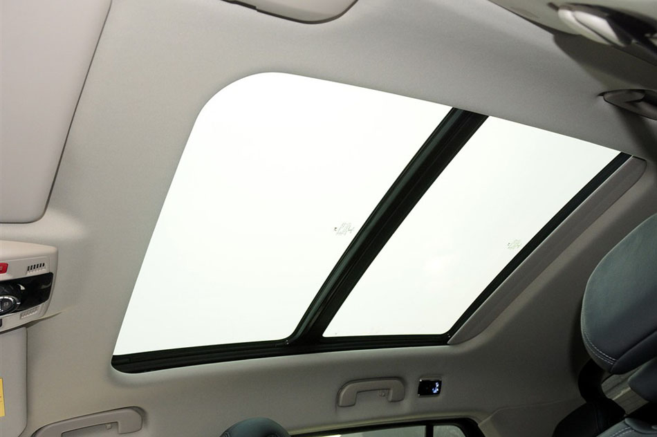 2014款 1.6T 豪华版THP200 座椅空间