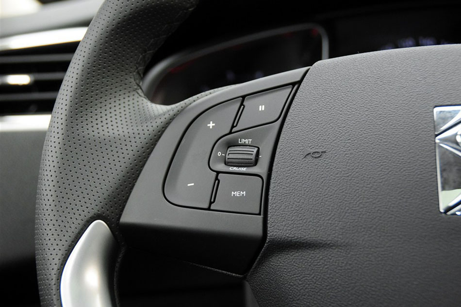 2014款 1.6T 豪华版THP200 内饰