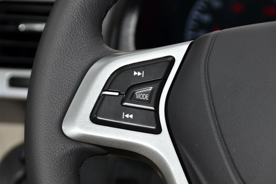 2014款 1.6L 手动豪华型 内饰