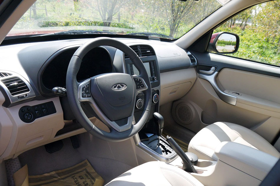 2014款 1.6L 手动豪华型 内饰