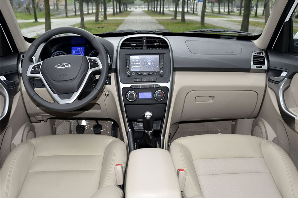 2014款 1.6L 手动豪华型 内饰