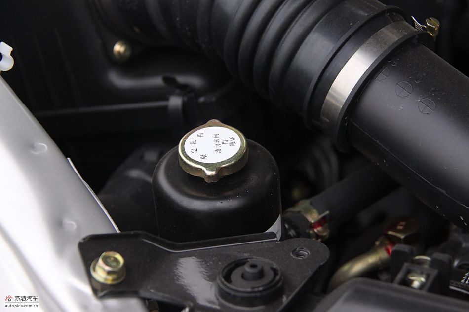 2010款风行菱智实拍图