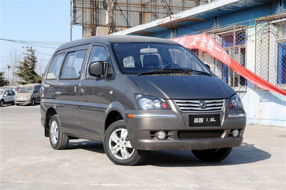 2013款菱智M3 1.6L手动标准型