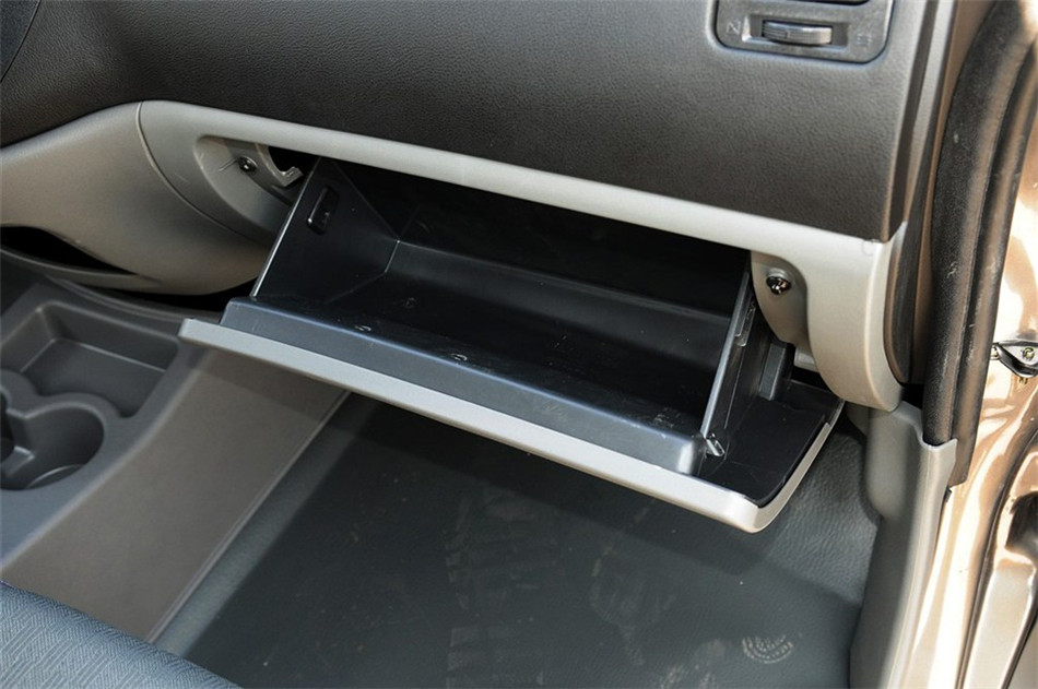 2013款菱智M3 1.6L手动标准型