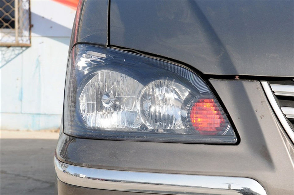 2013款菱智M3 1.6L手动标准型