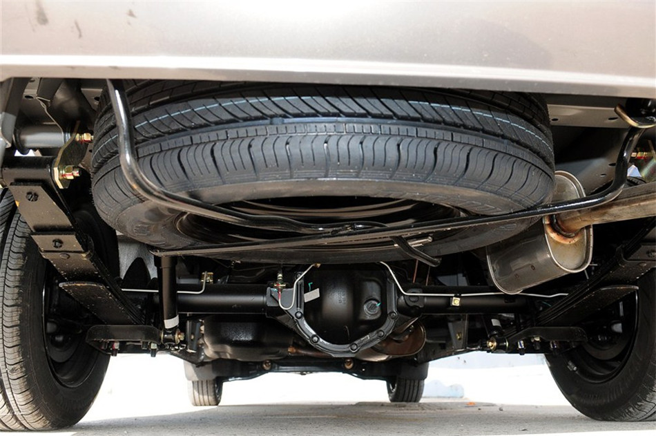 2013款菱智M3 1.6L手动标准型