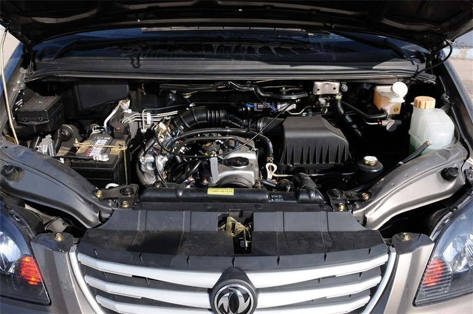 2013款菱智M3 1.6L手动标准型