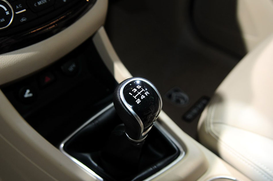 2014款 基本型 内饰