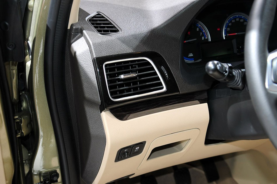 2014款 基本型 内饰