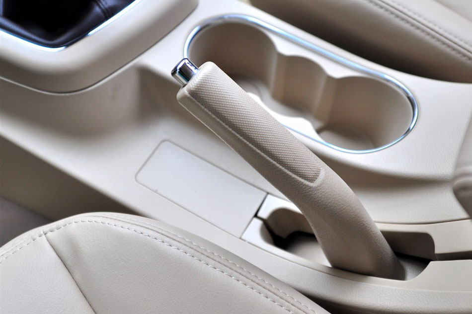 2014款 1.5L 手动豪华型 7座 内饰