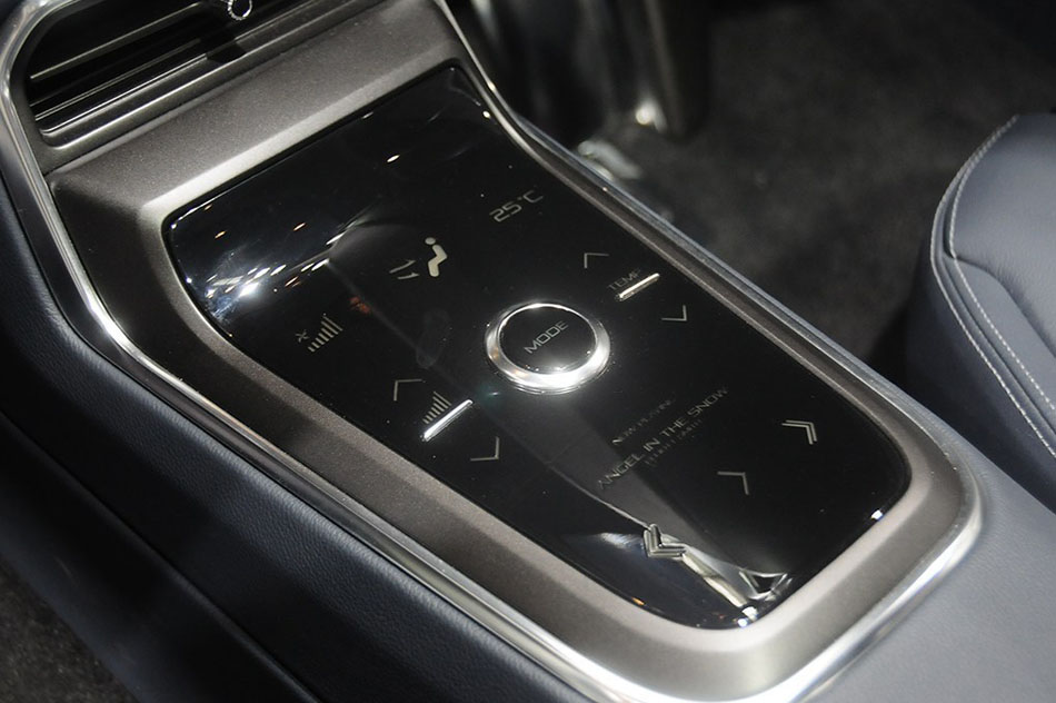 2014款 基本型 内饰