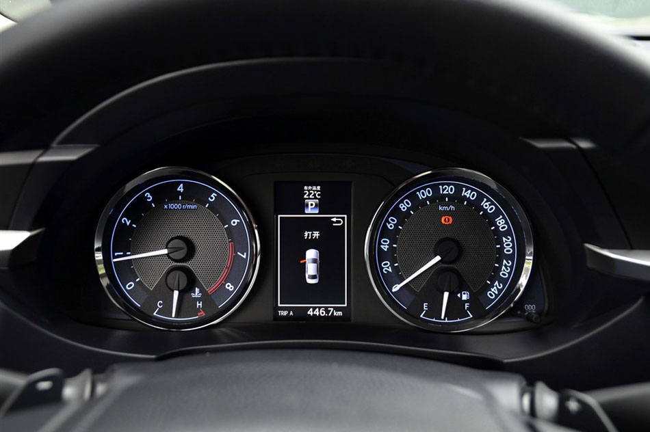 2014款 基本型 内饰