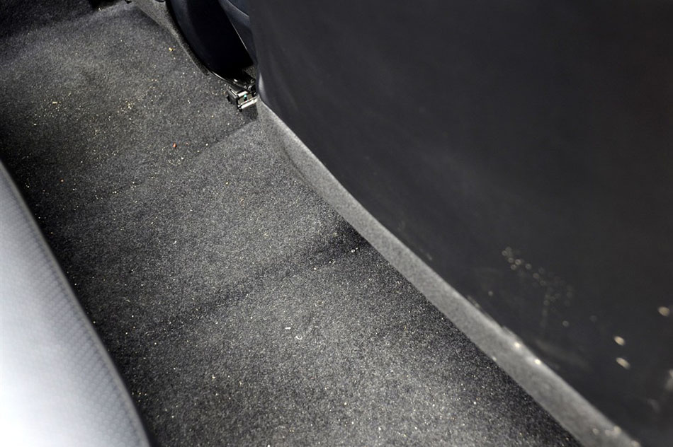 2014款 基本型 座椅空间