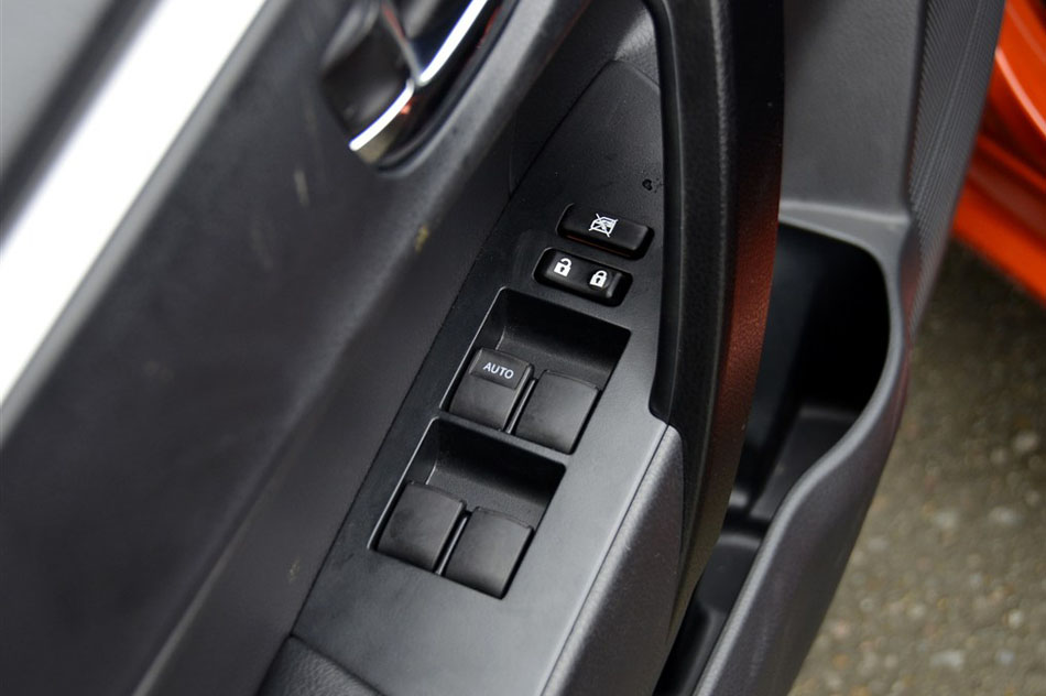 2014款 基本型 座椅空间