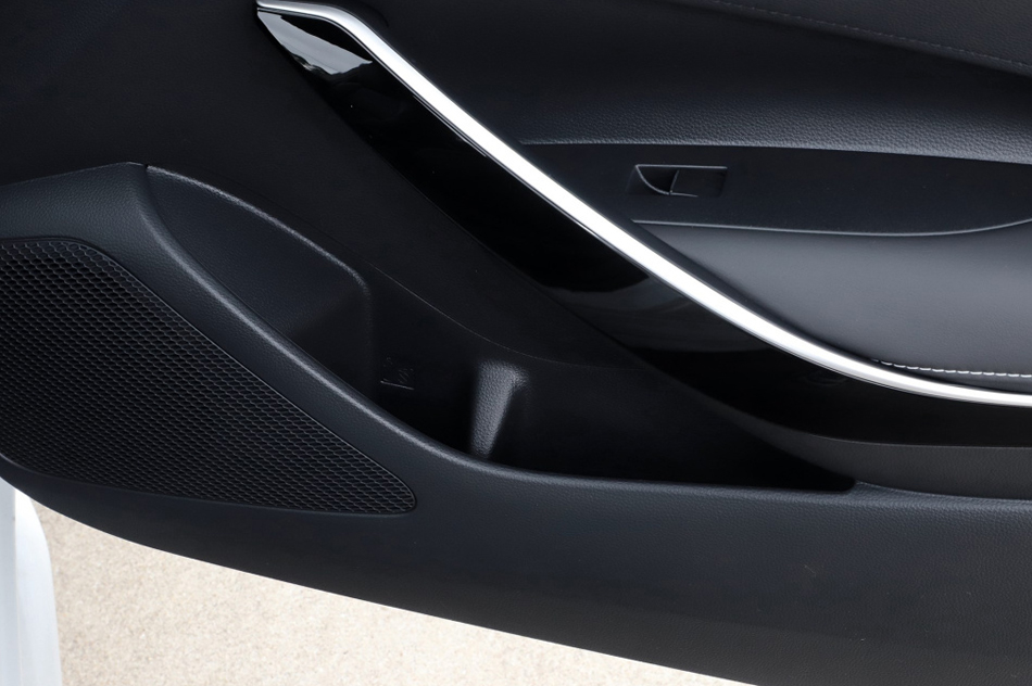 2021款 185T CVT豪华版 座椅空间