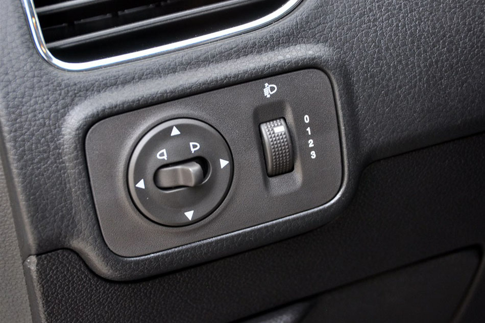 2014 CROSS 1.5L ֶ׼ 