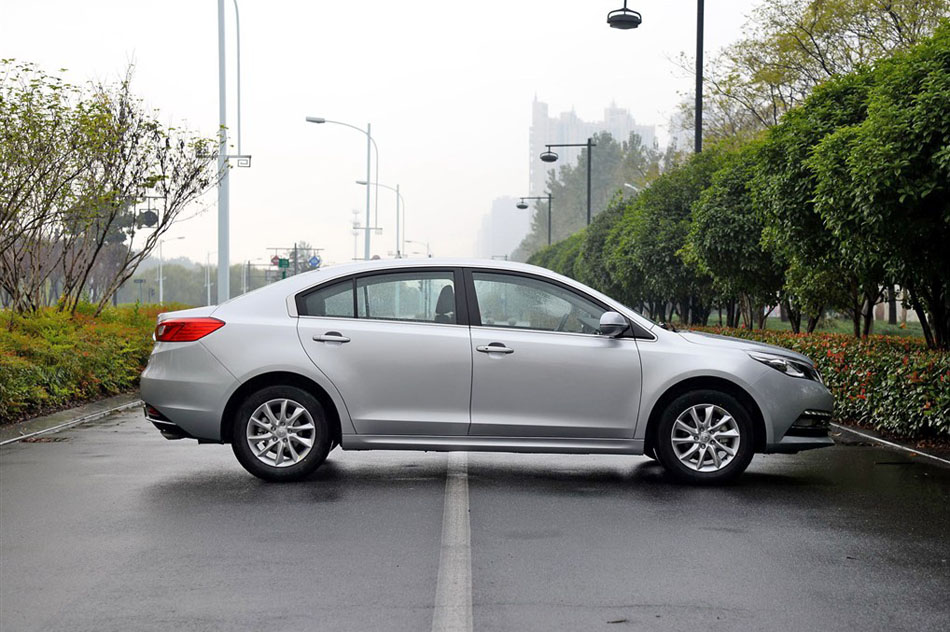 2015款 1.5T 手动豪华型 外观