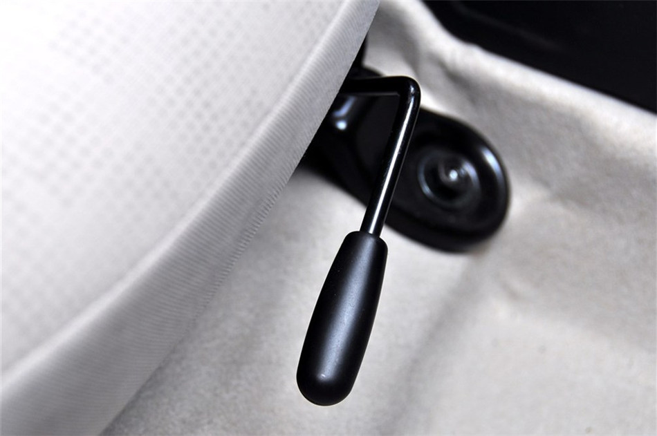 2014款 1.2L MT 易享版 座椅空间