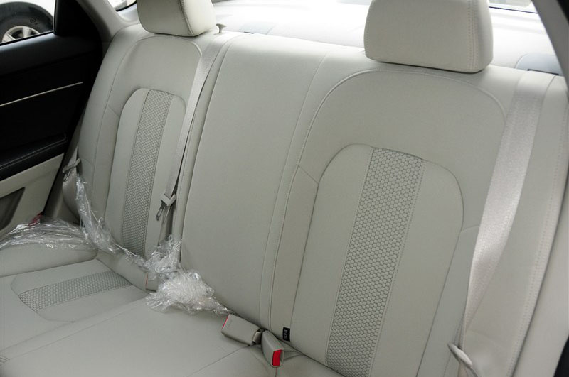 2014款 1.5L 手动标准版