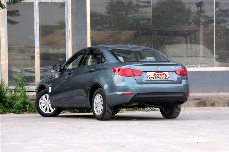 2014款 1.5L 手动标准版