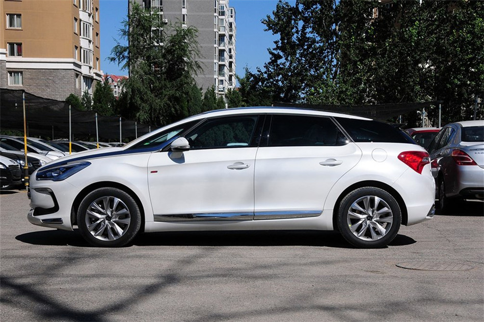 DS5 2013 1.6T AT THP200 