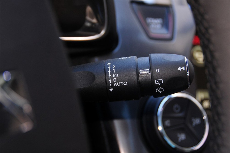 DS5 2013 1.6T AT THP200 