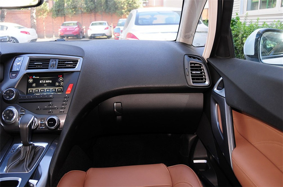 DS5 2013 1.6T AT THP200 