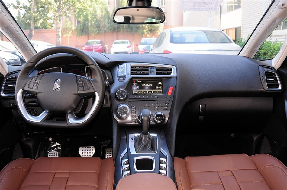 DS5 2013 1.6T AT THP200 