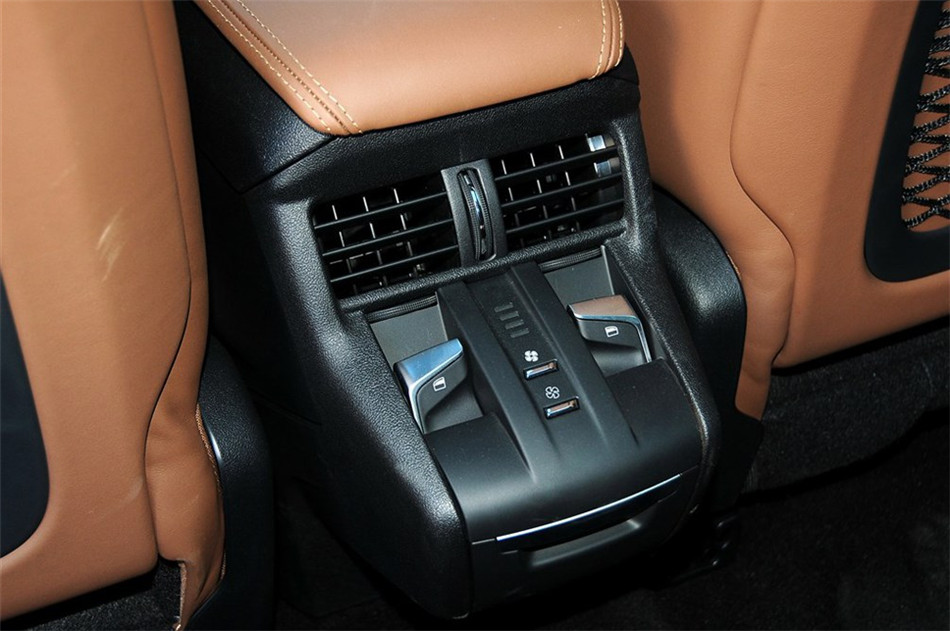 DS5 2013 1.6T AT THP200 οռ