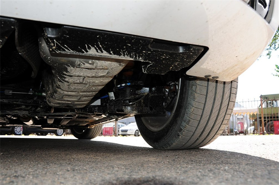 DS5 2013 1.6T AT THP200 