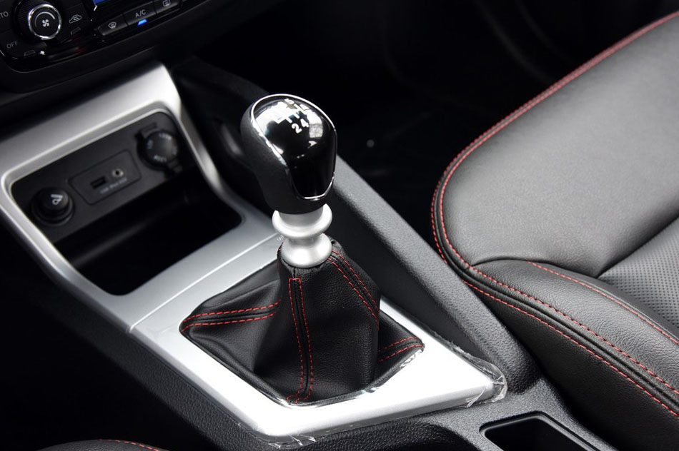 2016款 1.5L 手动豪华智能型 内饰