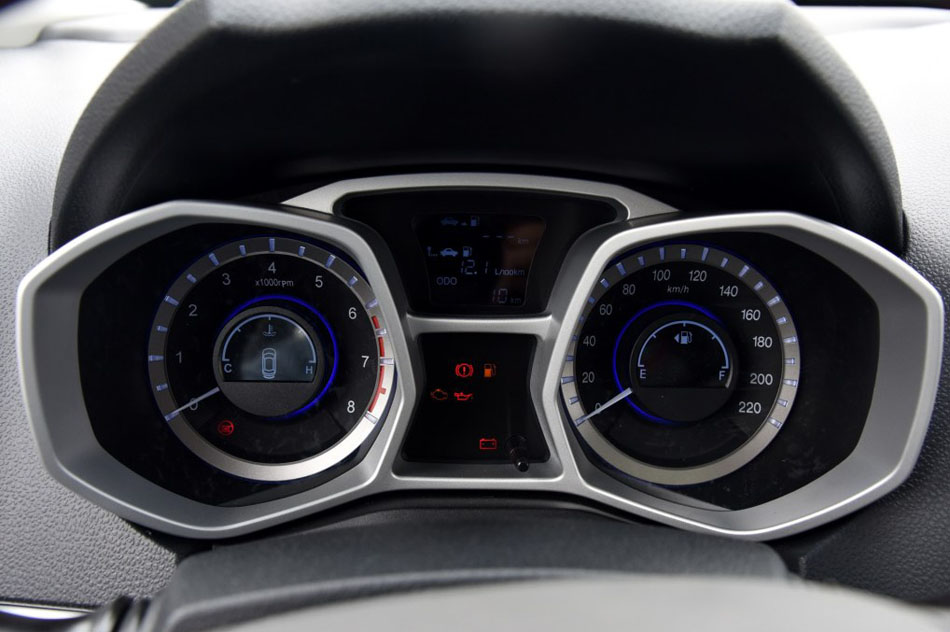 2016款 1.5L 手动豪华智能型 内饰