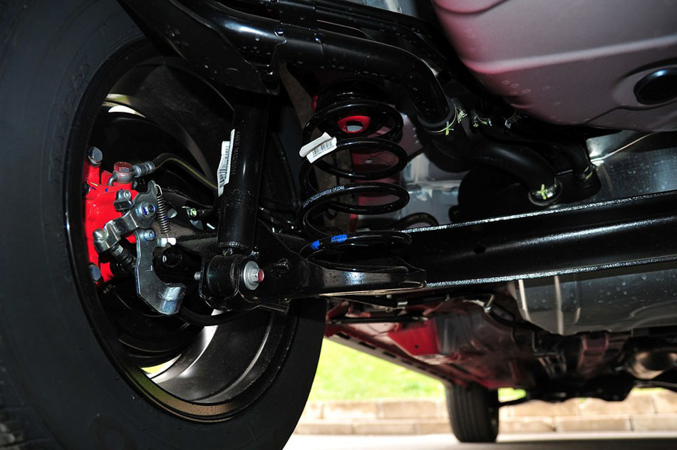 2015款 1.5L 自动豪华型 引擎底盘