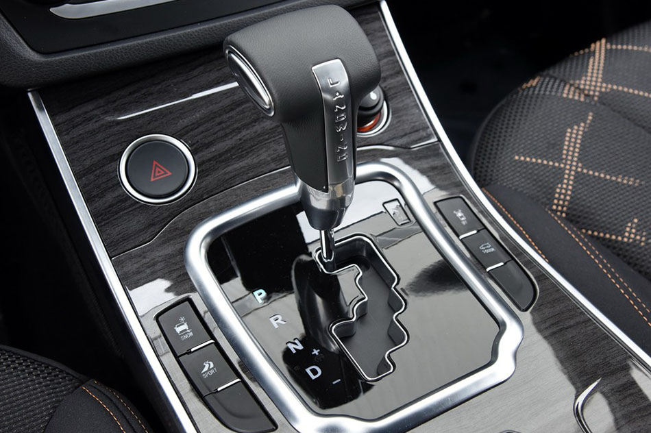 2015款 2.0T 全景尊享版 内饰