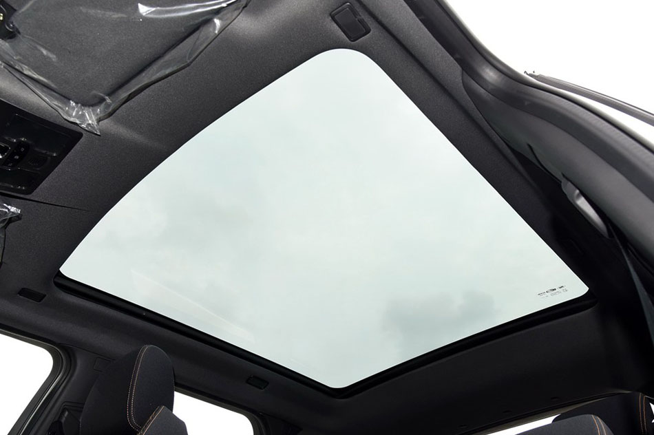 2015款 2.0T 全景尊享版 座椅空间