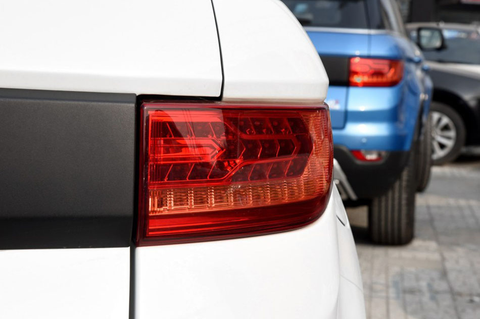 2015款 2.0T 全景尊享版 细节