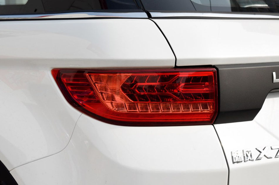 2015款 2.0T 全景尊享版 细节